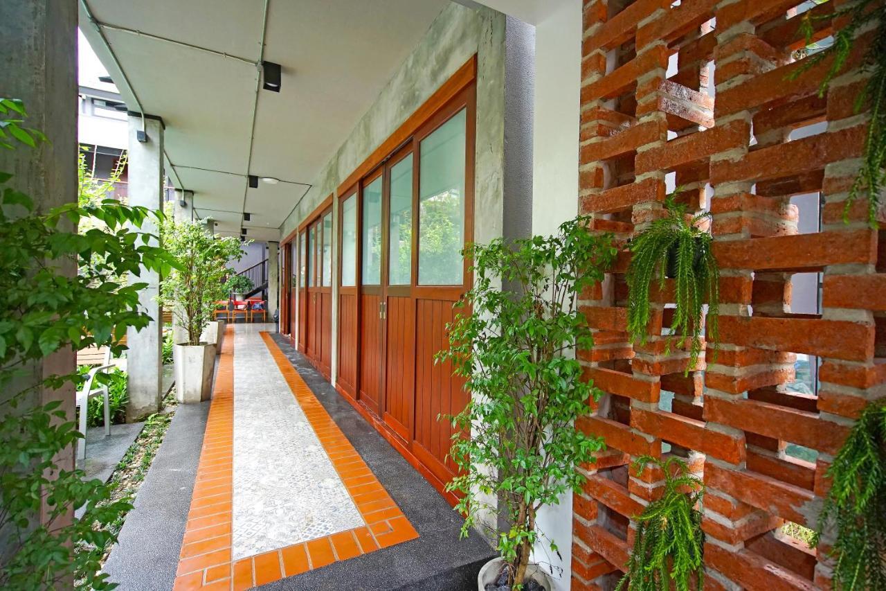 Yellow Pillow Village Chiang Mai Exterior foto